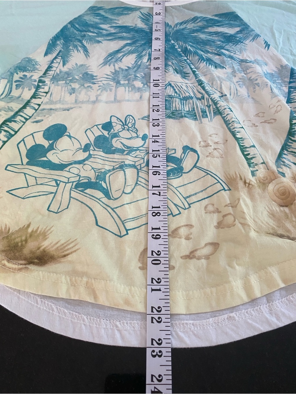 DISNEY PARKS Authentic Mint Teal Mickey Minnie Beach 3/4 Sleeve Tee Size Medium - Picture 5 of 8
